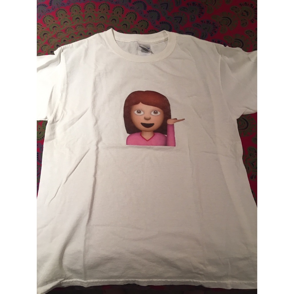 Emoji Tee